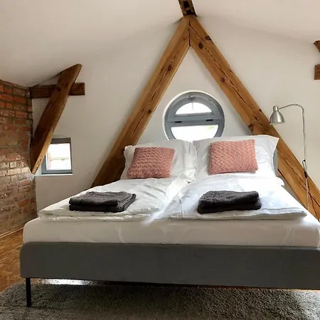 Apartamenty Stara Winiarnia Walcz Exterior photo