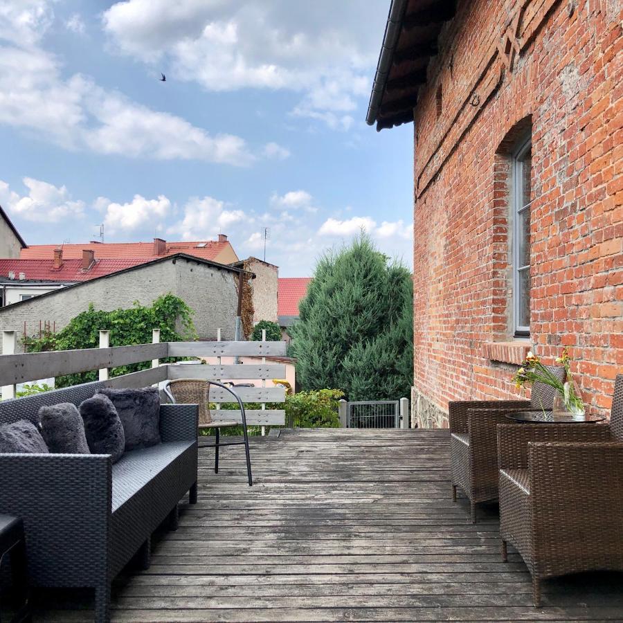 Stara Winiarnia Apartment Walcz